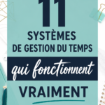 Femme travaillant avec un agenda pour mieux planifier son temps