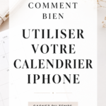 Une femme utilisant l'application calendrier sur son iPhone pour organiser sa journée