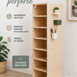 Un tour de rangement perforé sur roulettes dans un intérieur moderne