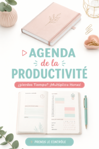 Femme utilisant un agenda pour planifier sa semaine